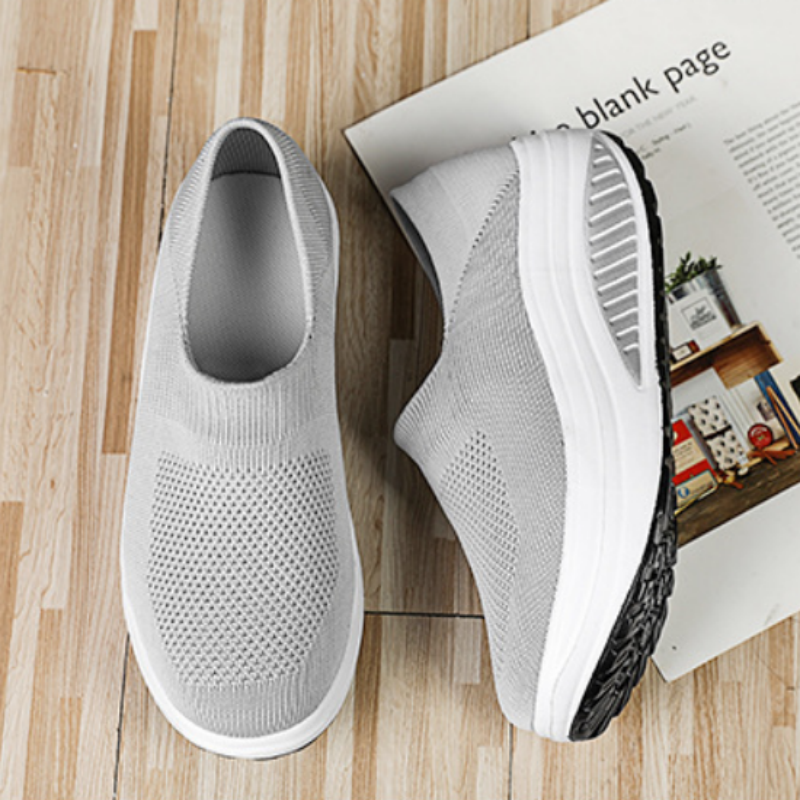 Women's Casual Thick-soled Mesh Slip-on Shoes